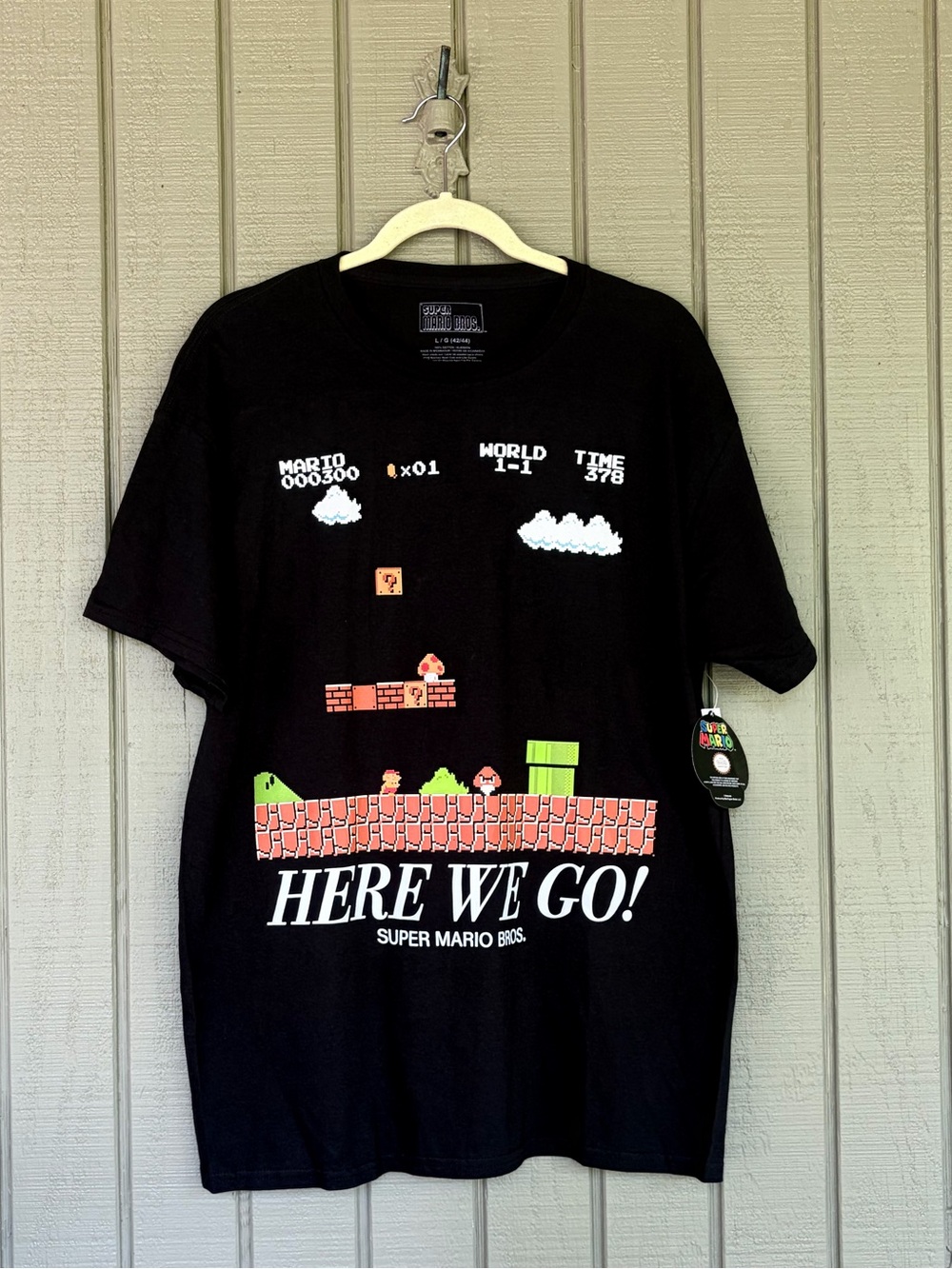NWT Nintendo Super Mario Bros Here We Go Graphic T-Shirt - Men's Large
